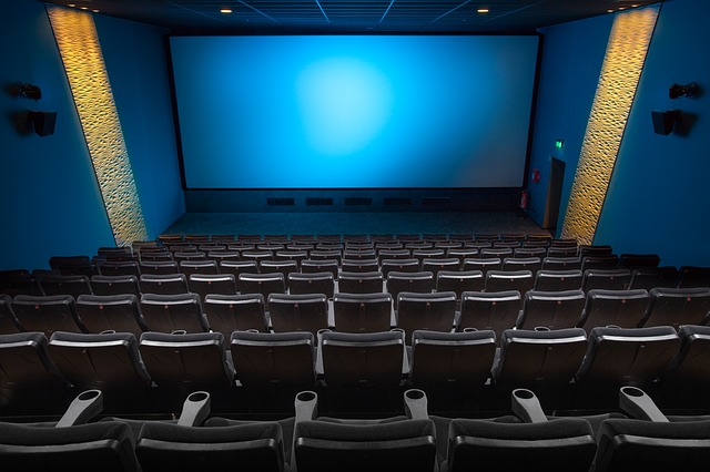 prázdný sál v kině